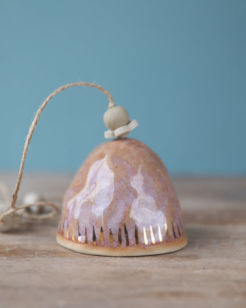 GOLD DASH BELL - SANDY CLAY - LILAC GLAZE