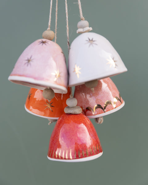 GOLD STAR BELL - WHITE CLAY - CLEAR GLAZE
