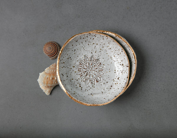 SUN MANDALA BOWL - SPECKLED CLAY
