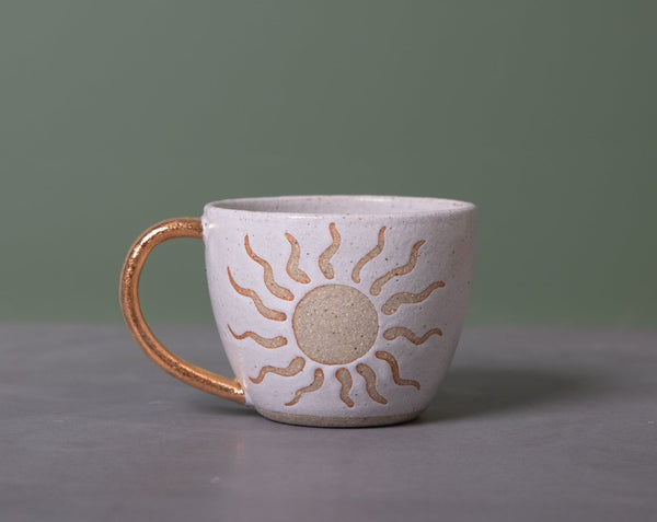 SOL MUG - GOLD HANDLE - SANDY CLAY - S/M/L