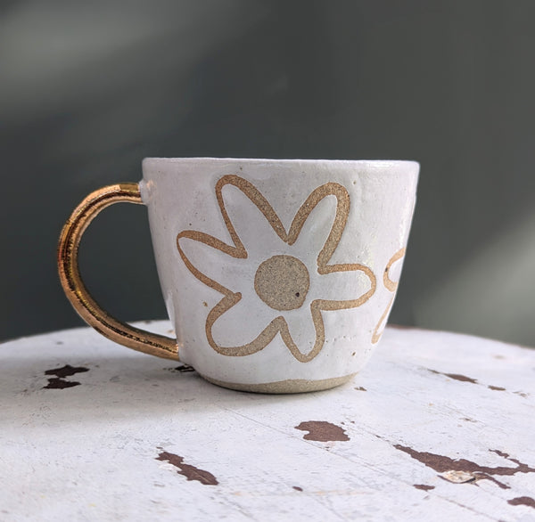 DAISY MUG - GOLD HANDLE - SANDY CLAY - S/M/L