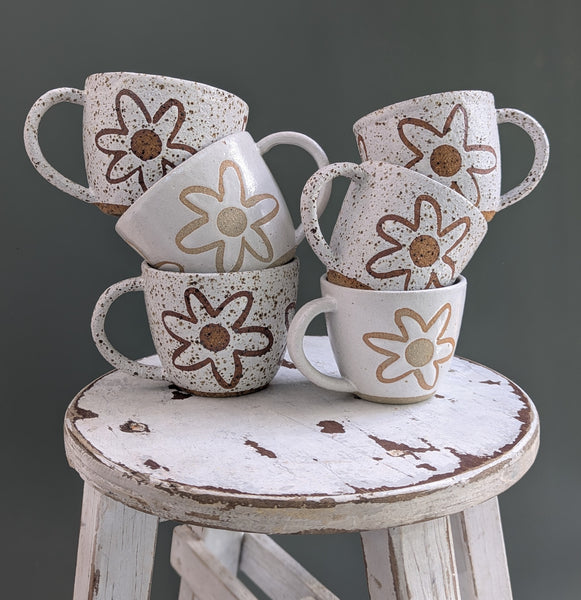 DAISY MUG - SANDY CLAY - S/M/L