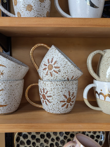 LITTLE SOL MUG - GOLD HANDLE - SPECKLED CLAY - S/M/L