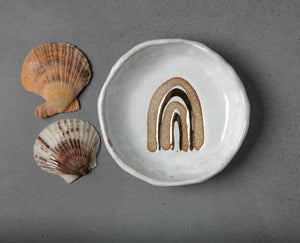 GOLD RAINBOW BOWL - SANDY CLAY