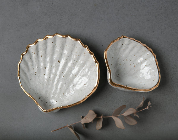 COCKLE SHELL BOWL - SANDY CLAY - SMALL/MEDIUM