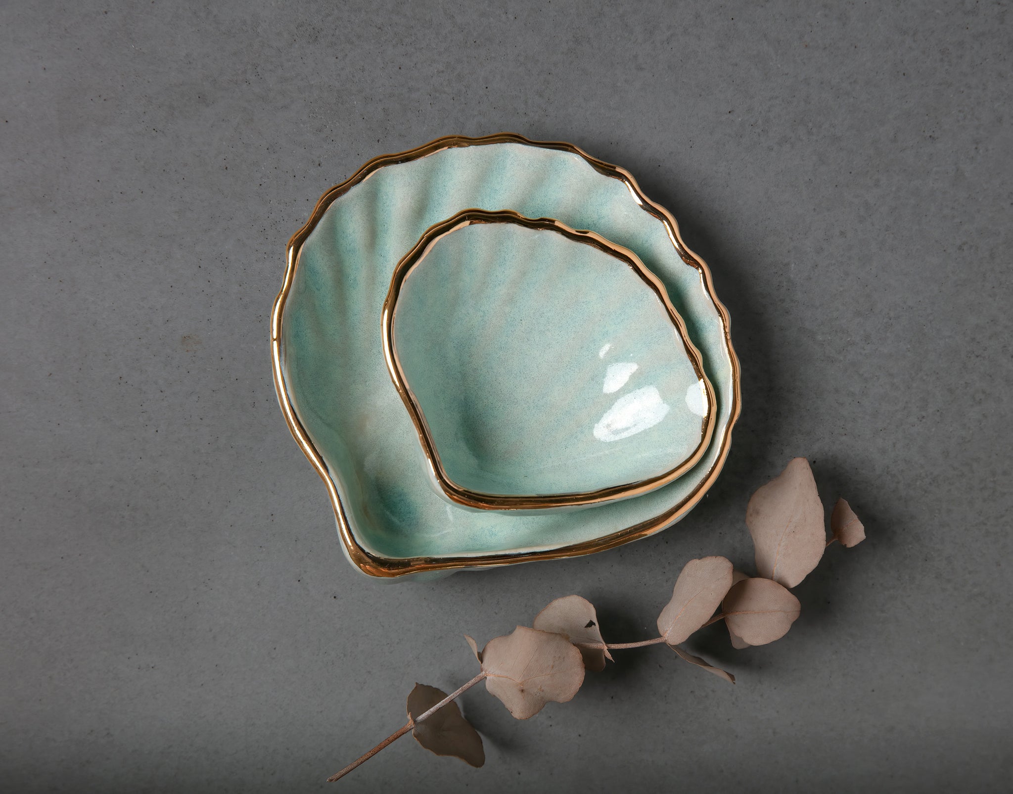 COCKLE SHELL BOWL - MINT GLAZE - WHITE CLAY - SMALL/MEDIUM