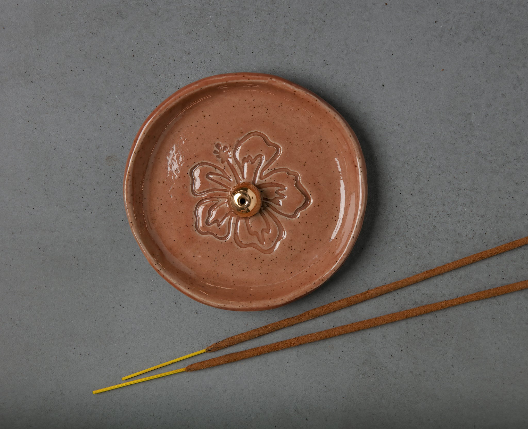 HIBISCUS INCENSE HOLDER - CORAL GLAZE - SALT & PEPPER CLAY