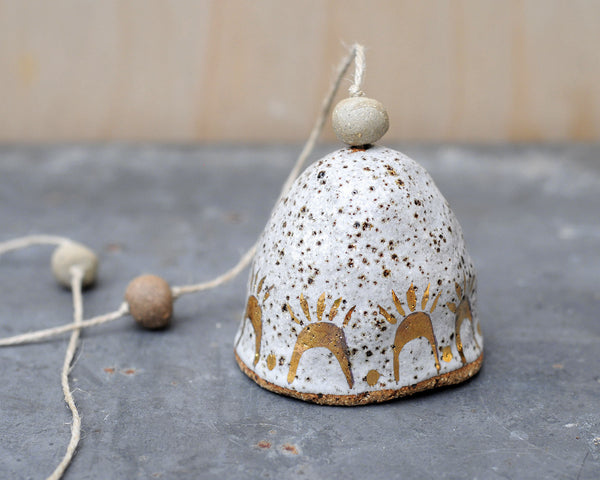 SUNSHINE BELL - SPECKLED CLAY