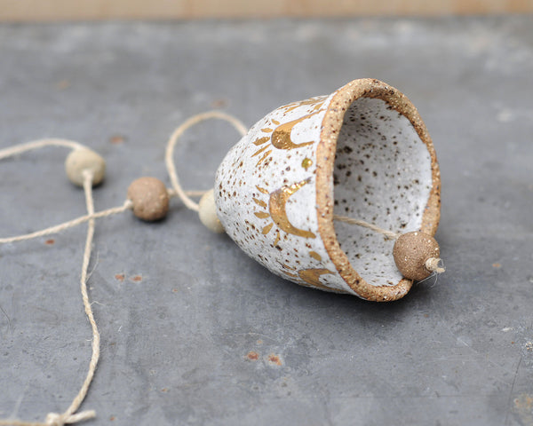 SUNSHINE BELL - SPECKLED CLAY