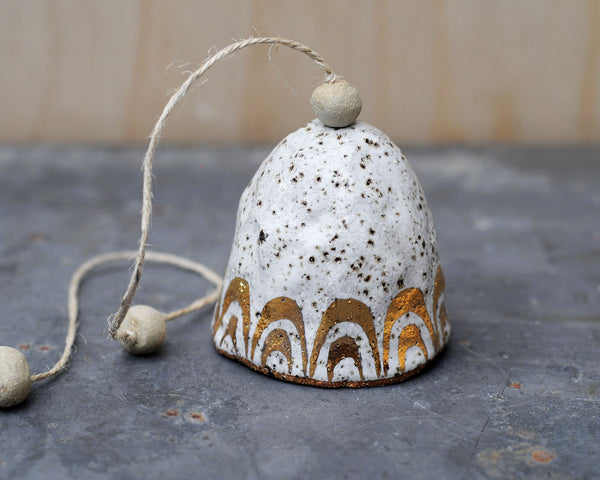 GOLD RAINBOW BELL - SPECKLED CLAY