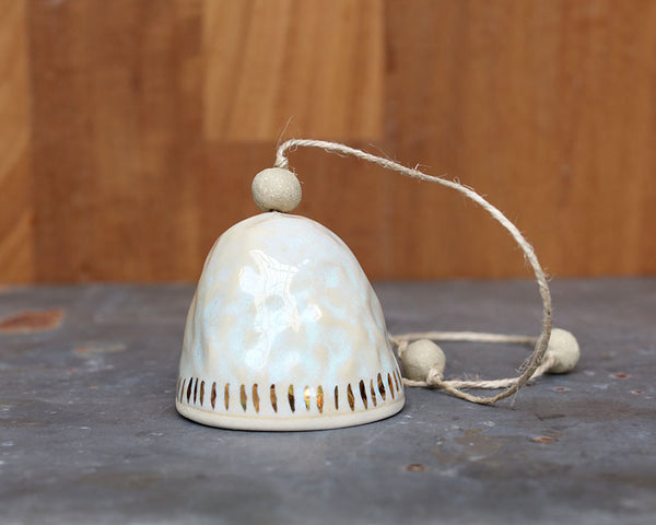 GOLD DASH BELL - WHITE CLAY  - MINTY HAZE GLAZE - (THIN DASH)